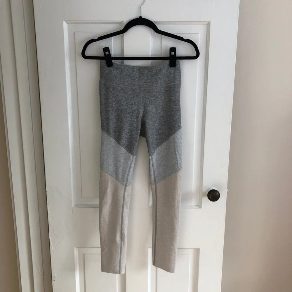 Outdoor Voices Leggings Size Small